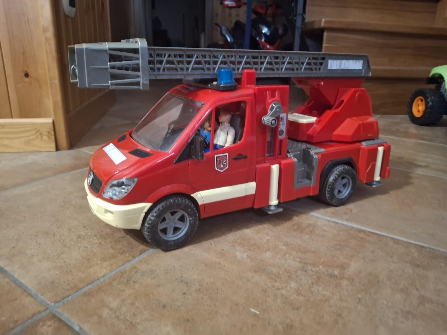 WhatsApp Image 2025-09-29 at 12.40.54 WhatsApp Image 2025-09-29 at 12.40.54