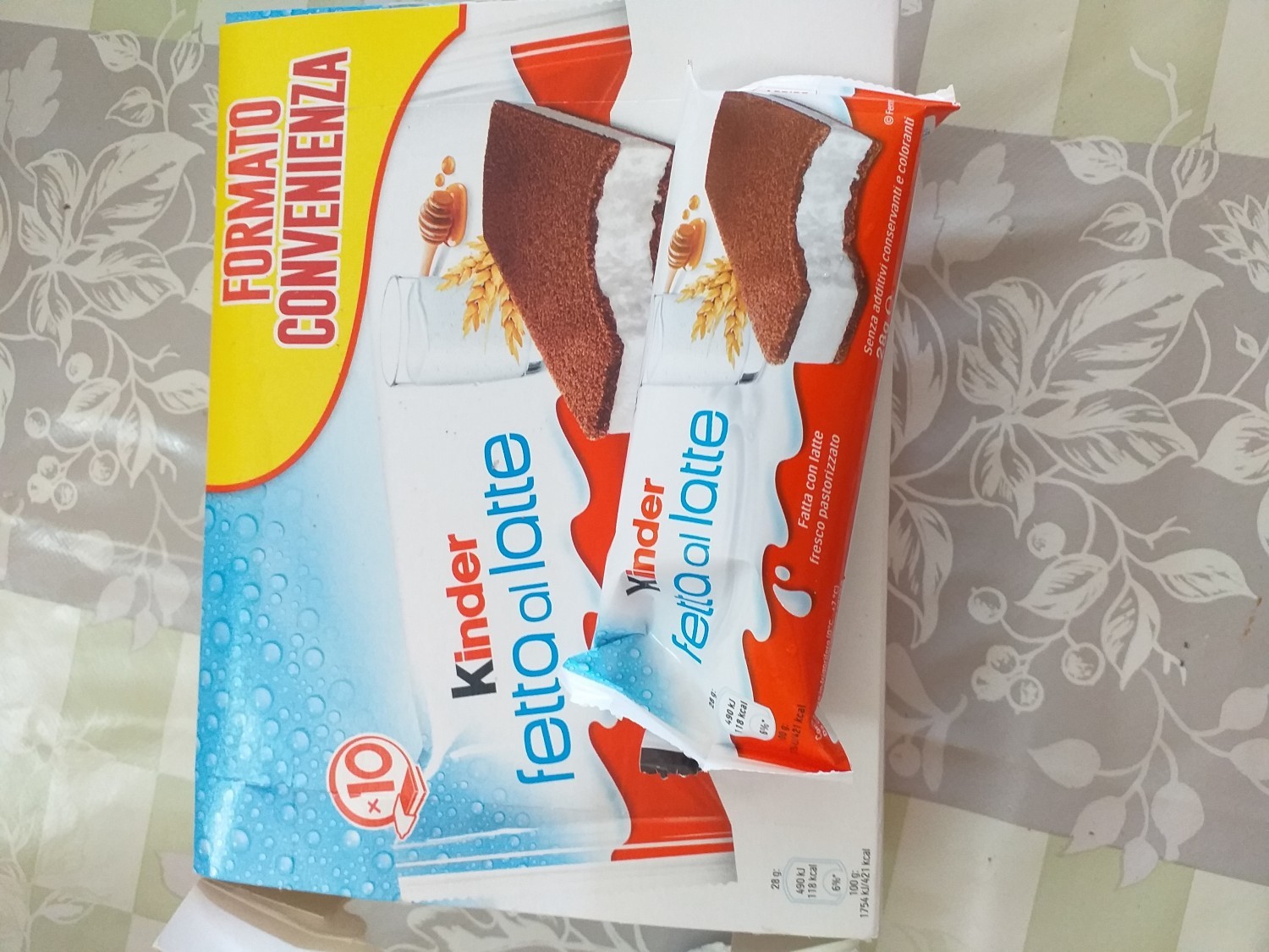 Kinder fetta al latte