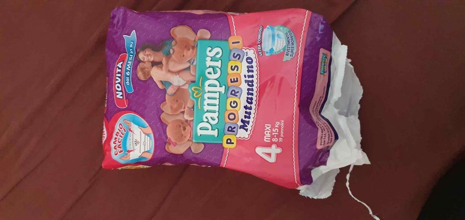 Pampers Progressi Mutandino Maxi Taglia 4 (8-15 kg) 19 Pannolini