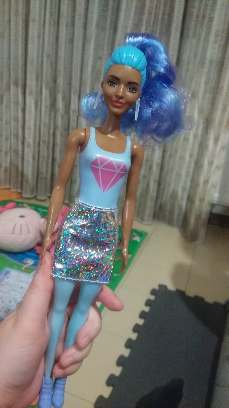 Barbie Color Reveal 2