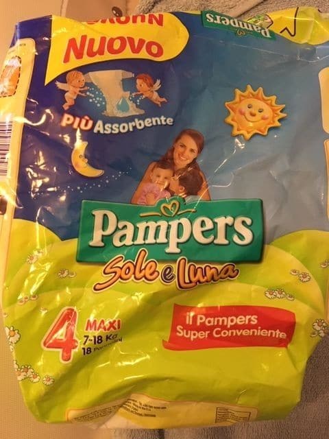 pampers