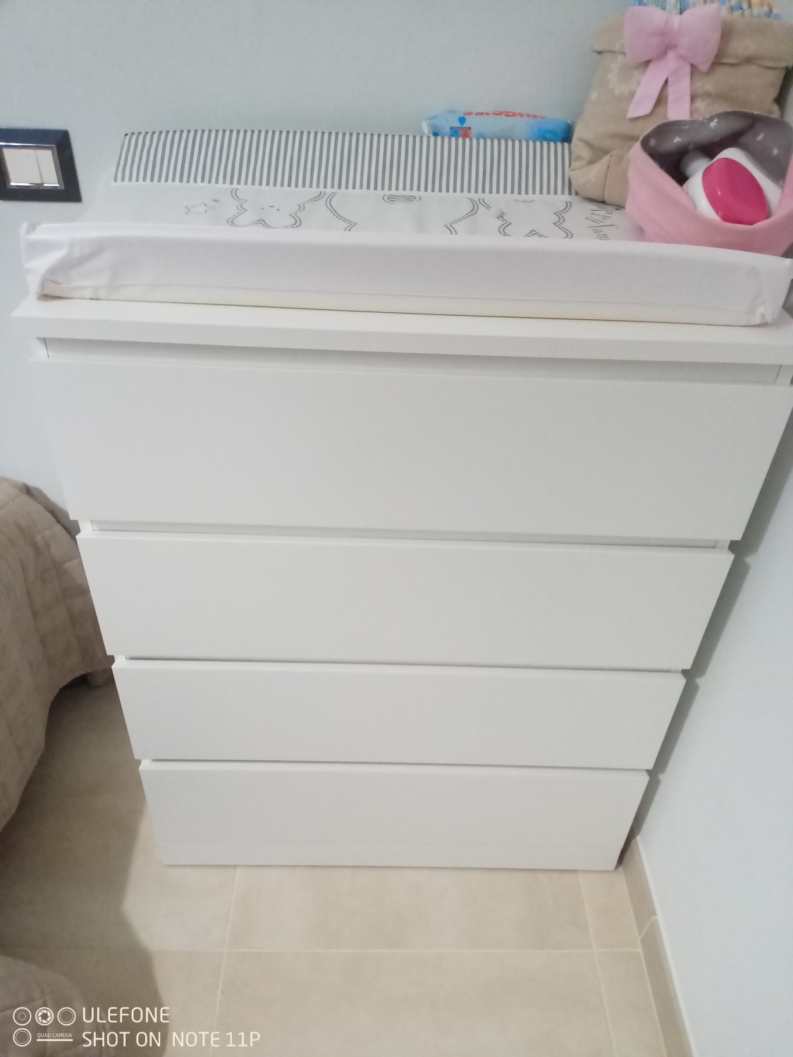 Cassettiera malm 4 cassetti